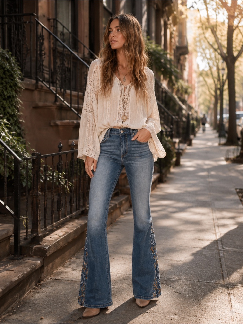 NWT Driftwood Women’s Farrah Embroidered Flare Leg Jeans Festival‎ Boho